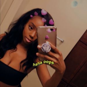 Meet your Posher, Lauren